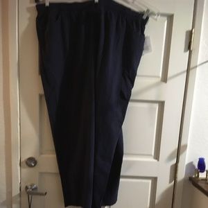 Essentials Women's Straight-Fit Stretch Twill Black Cotton